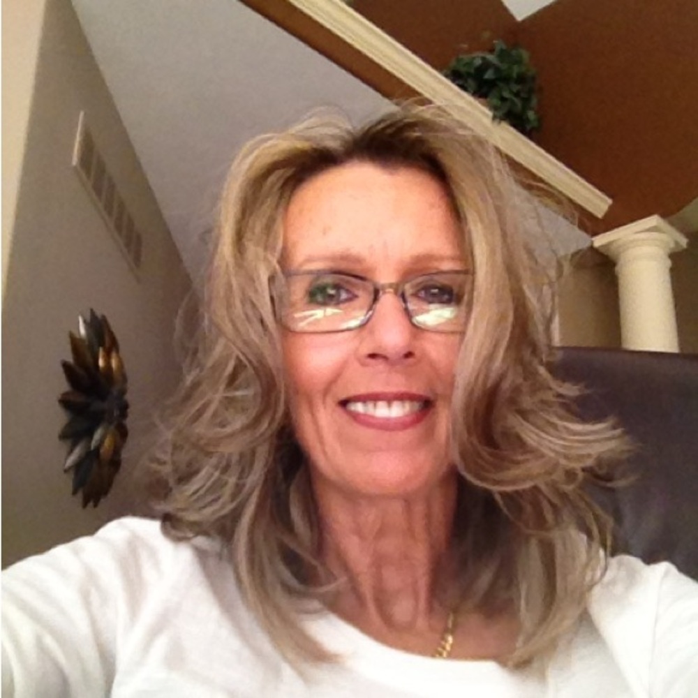 Meet your Posher, Cindy